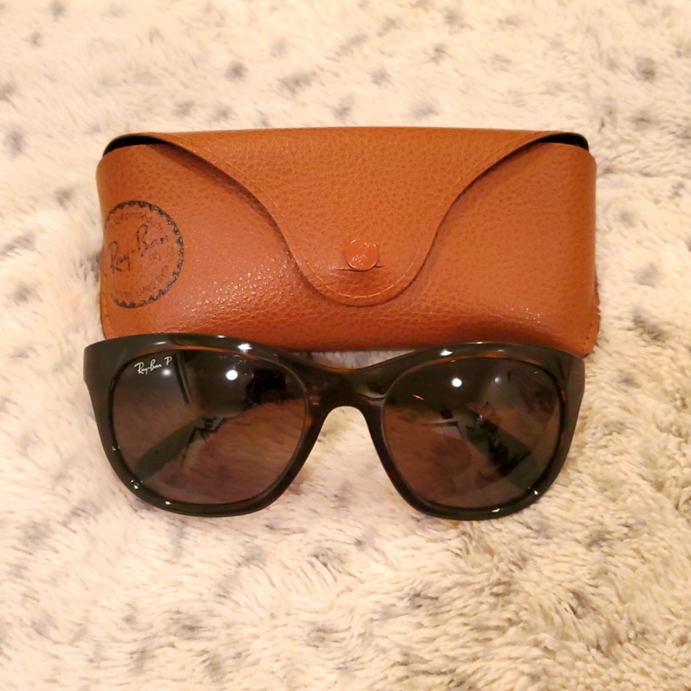 Ray-Ban Polorized Sunglasses